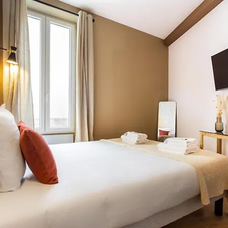 Eiffel Tower Charming And Design Appart 2br6p París